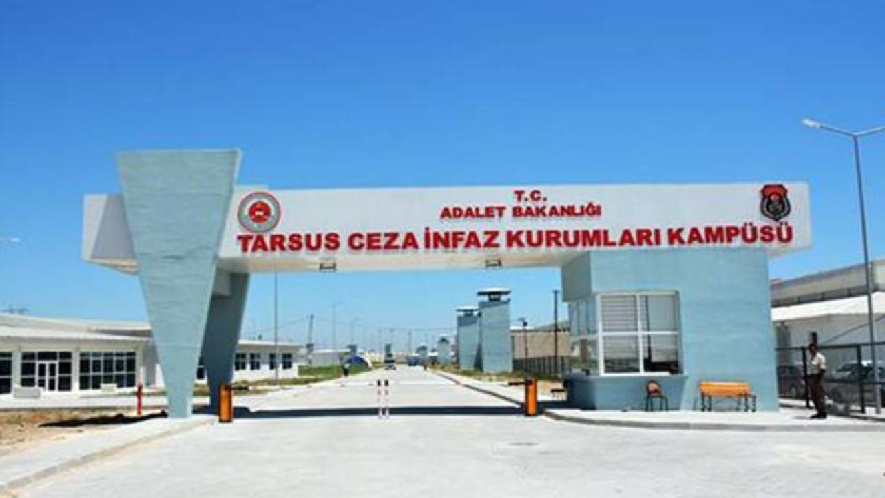 Tarsus'taki adli kadın tutuklulardan ‘Sesimizi duyun’ feryadı