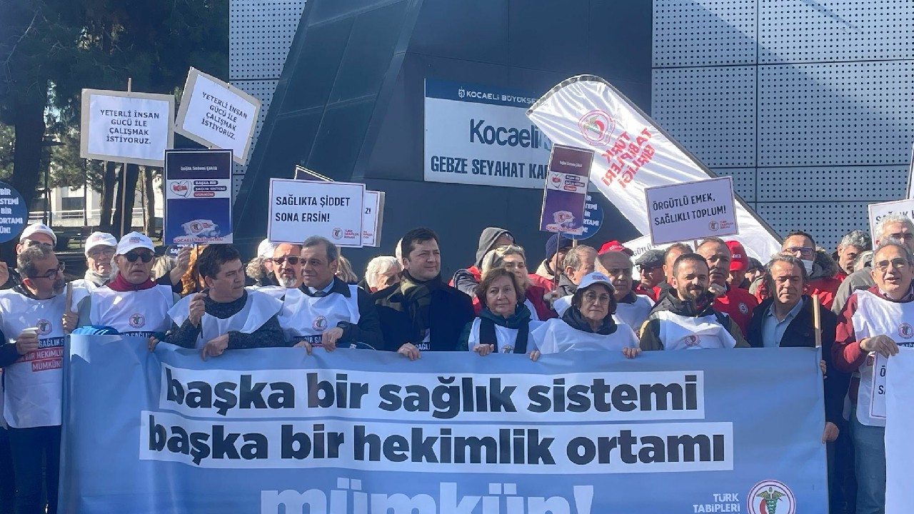 TTB’nin İstanbul’dan Ankara’ya yaptığı 'Beyaz Yürüyüş' Gebze’de: Sağlık sistemi çöktü