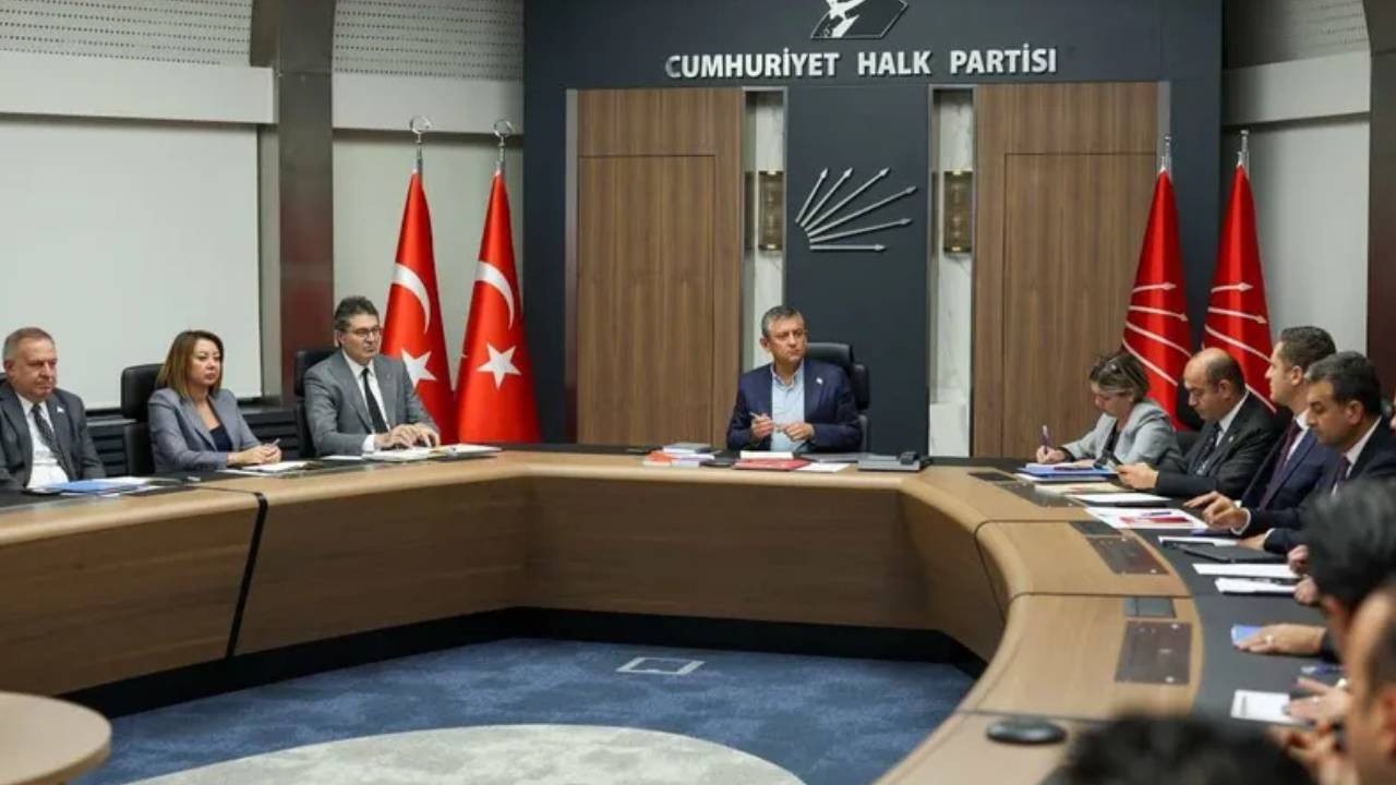 Öcalan'ın çağrısının ardından CHP MYK olağanüstü toplandı