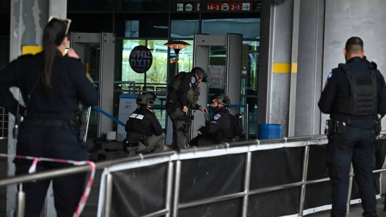 Hayfa'da bıçaklı saldırı: Bir ölü, 4 yaralı... Hamas: Doğal bir tepki