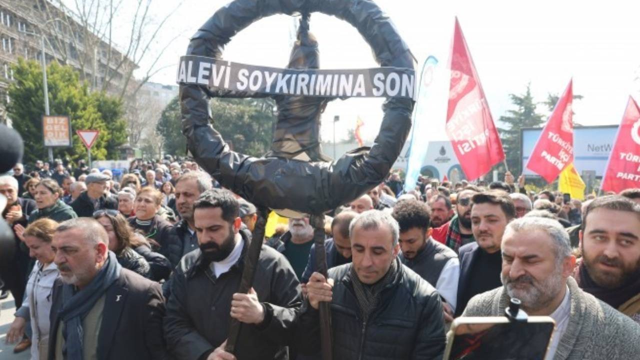 Alevi örgütlerinden eylem: Suriye'deki katliamlardan Colani ve yönetimini destekleyenler sorumludur