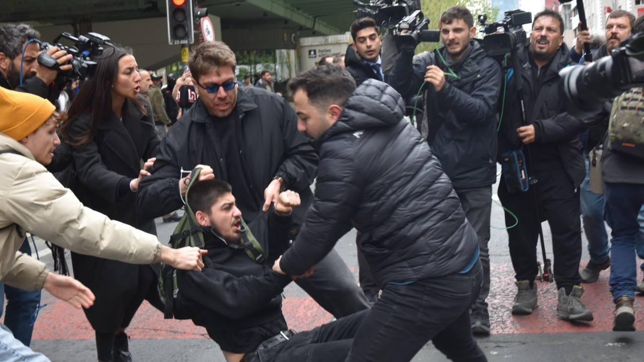 İçişleri Bakanı Yerlikaya emekçilerin 1 Mayıs’ını kutladı