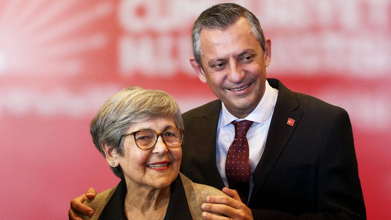 Özgür Özel'den Anneler Günü mesajı