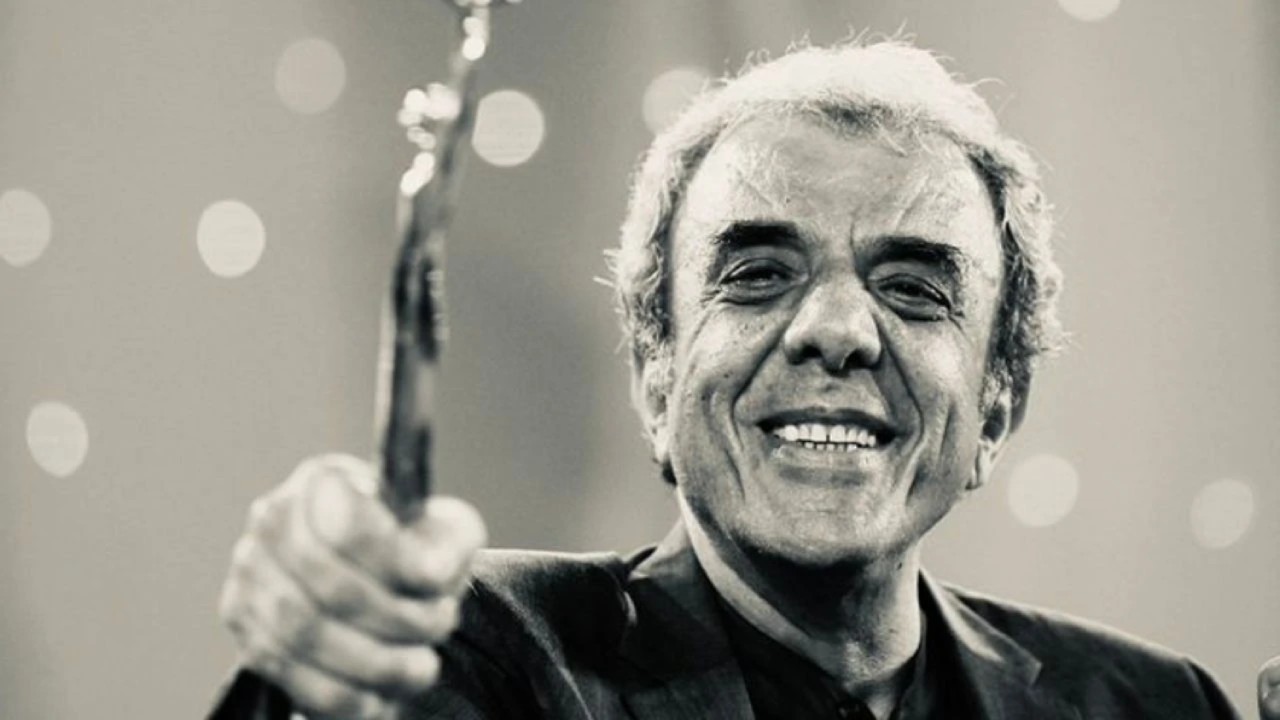 Yönetmen Ali Özgentürk yaşamını yitirdi