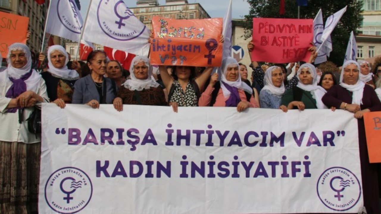 Kadınlardan barış için üç acil talep