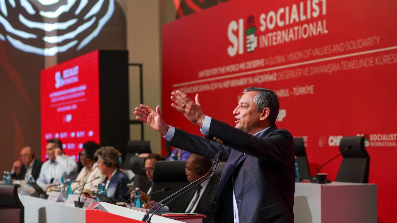 Özgür Özel: Türkiye bir sivil darbe sürecindedir