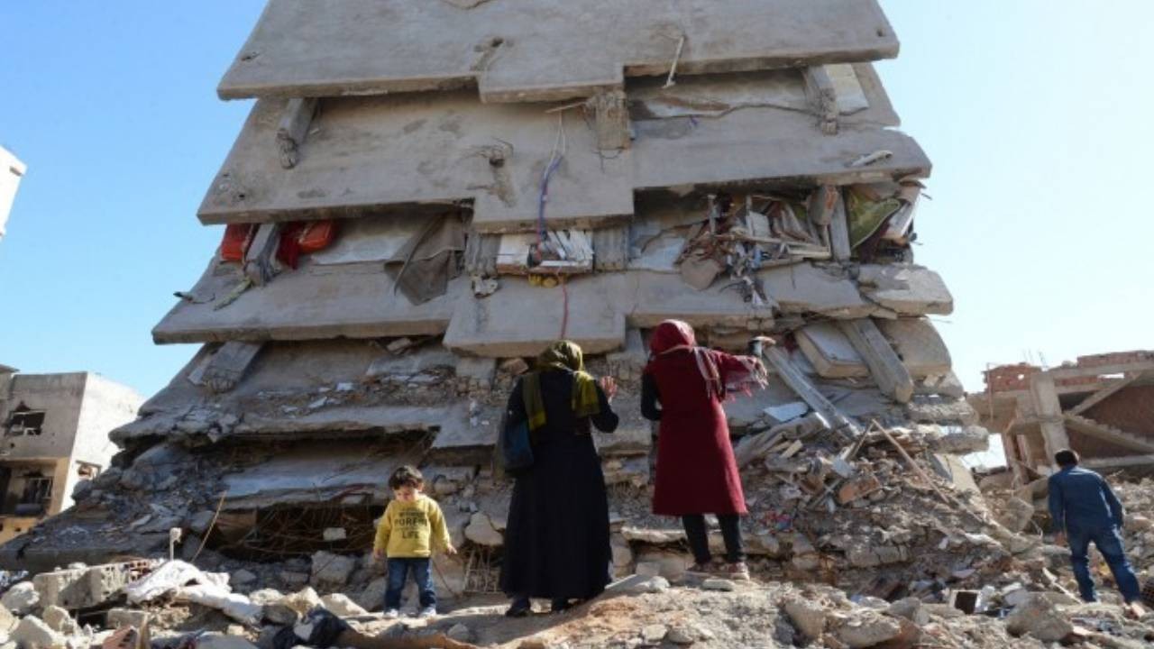 AİHM, sokağa çıkma yasakları sırasında Cizre bodrumlarında yaşananlara dair Türkiye'den savunma istedi