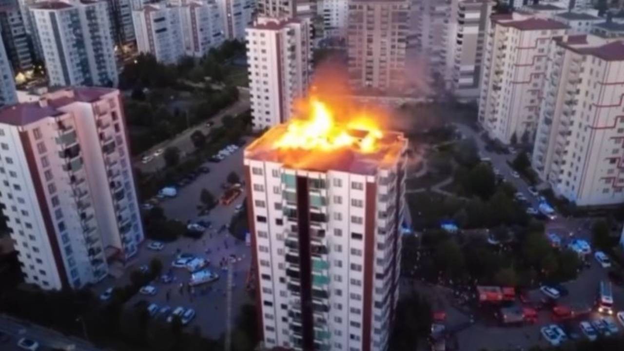 Diyarbakır'da çıkan yangında 3'ü çocuk 4 kişi vefat etti