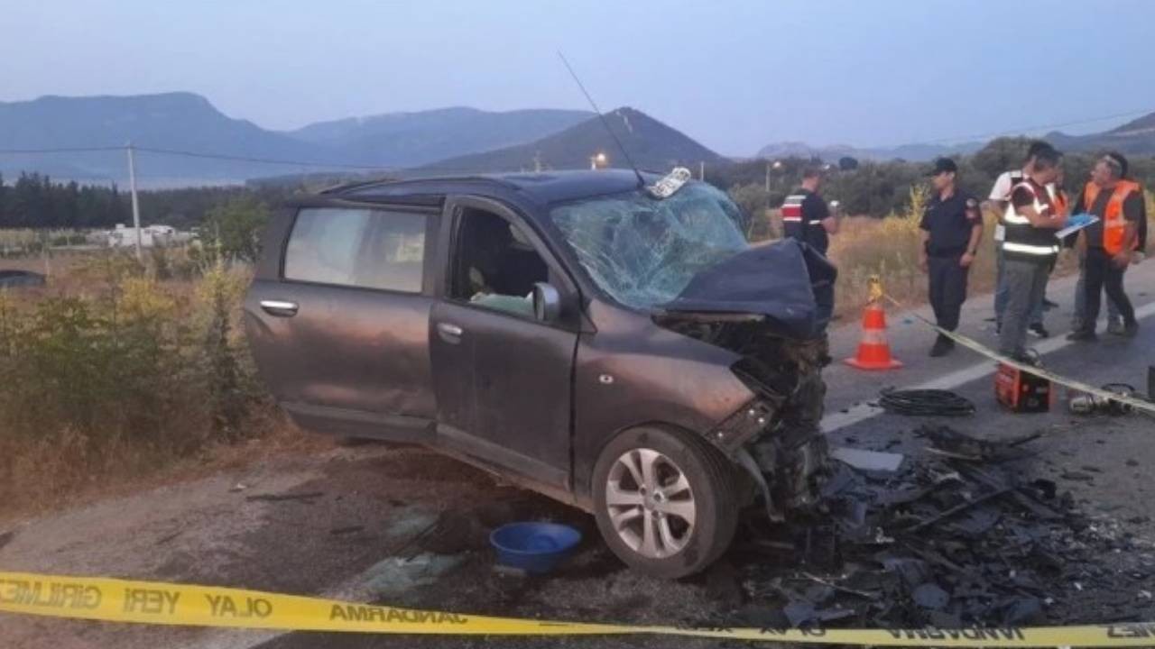 İzmir'de trafik kazası: 5 ölü