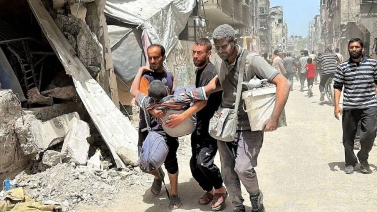 İsrail yine yardım bekleyen Filistinlileri vurdu