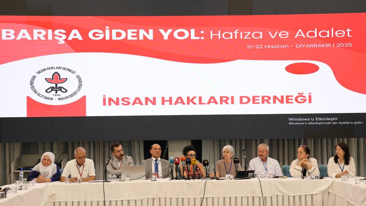 Eren Bülbül ve Uğur Kaymaz'ın annesinden 'Barış' mesajı