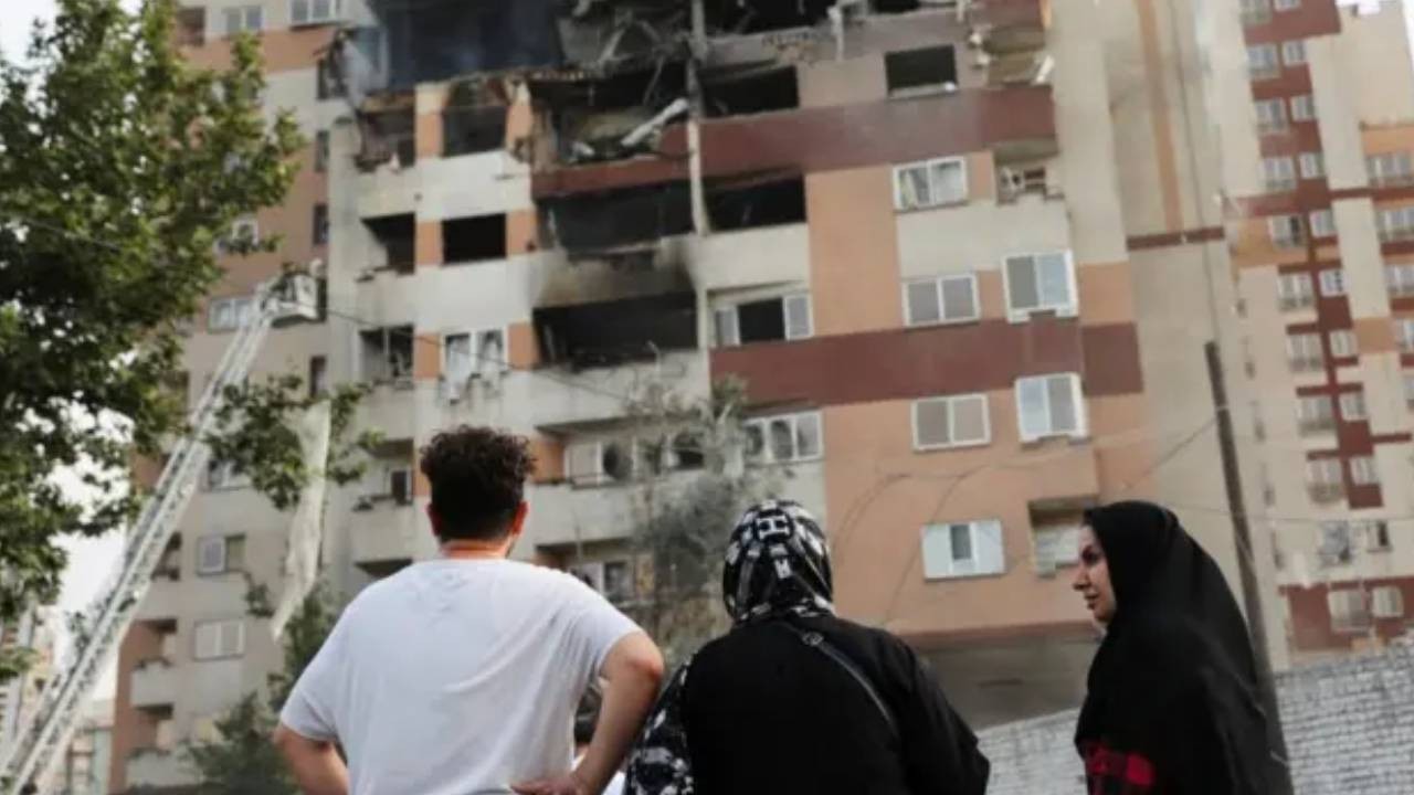 İsrail, İran'ın güneybatısını hedef aldı