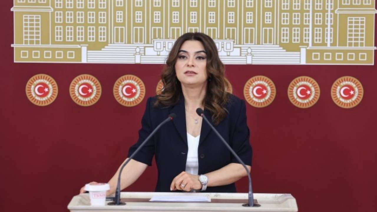 Gündem Meclis'te kurulacak komisyon: Kurtulmuş yarın siyasi partilerle Meclis'te bir araya gelecek