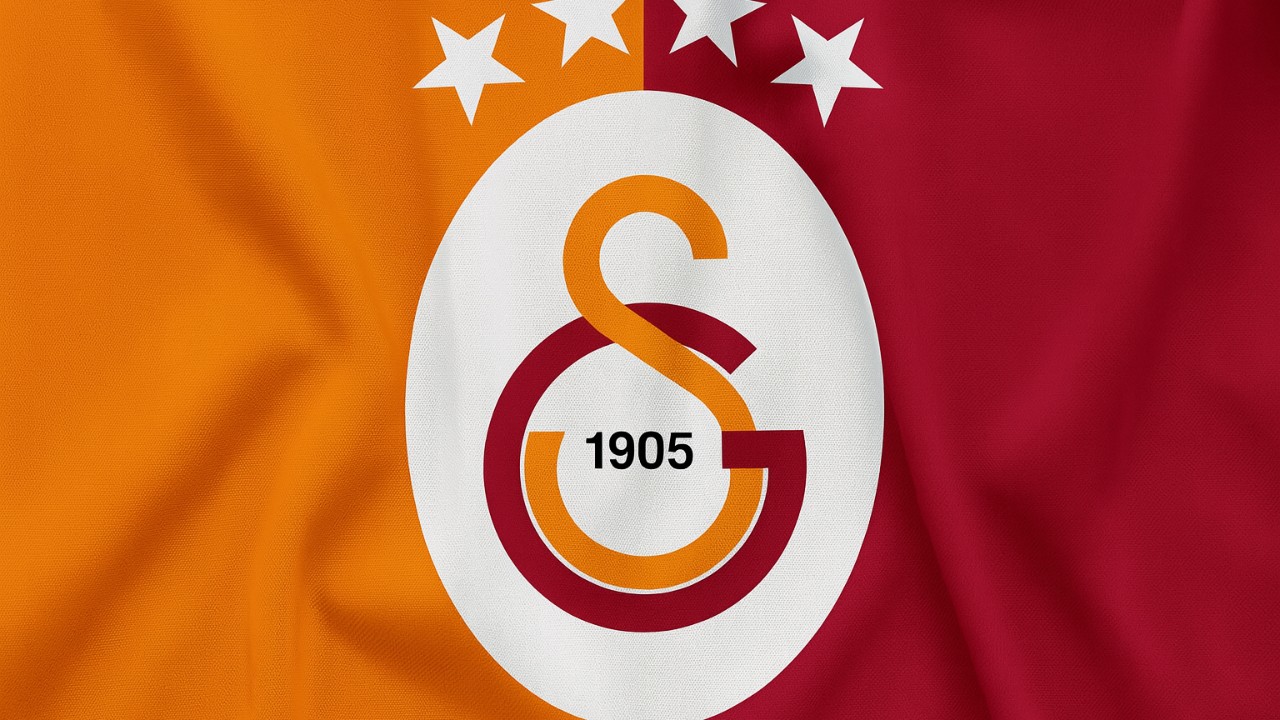 Galatasaray Transfere Doymuyor: Görkemli İmza Töreni Rakiplere Gözdağı Verdi