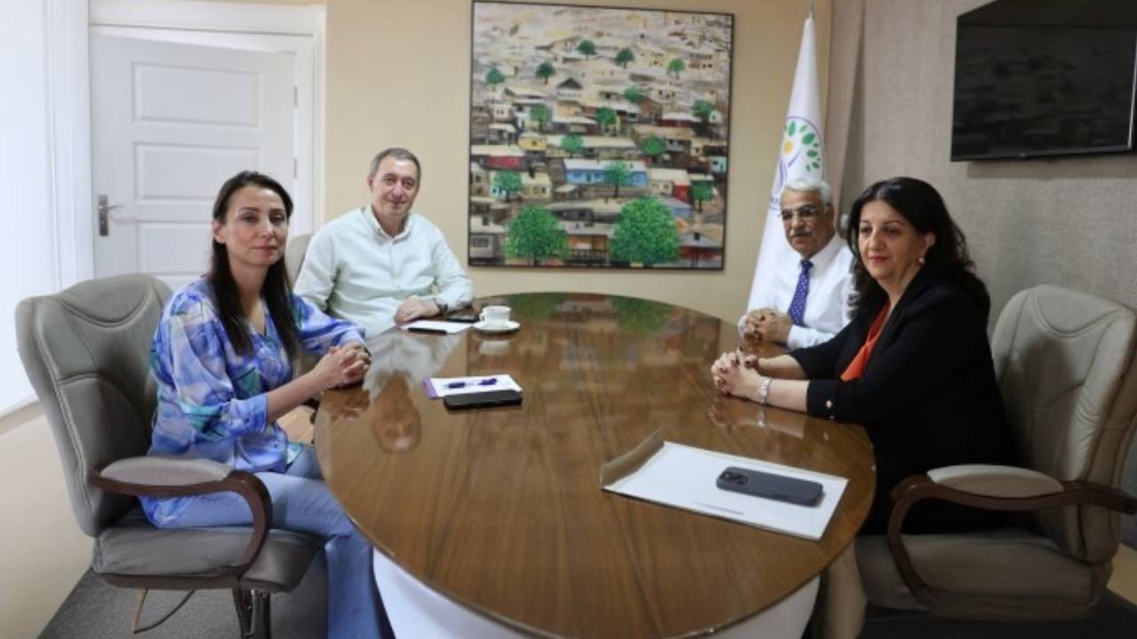 İmralı Heyeti, Erdoğan görüşmesi öncesi eş genel başkanlar ile bir araya geldi