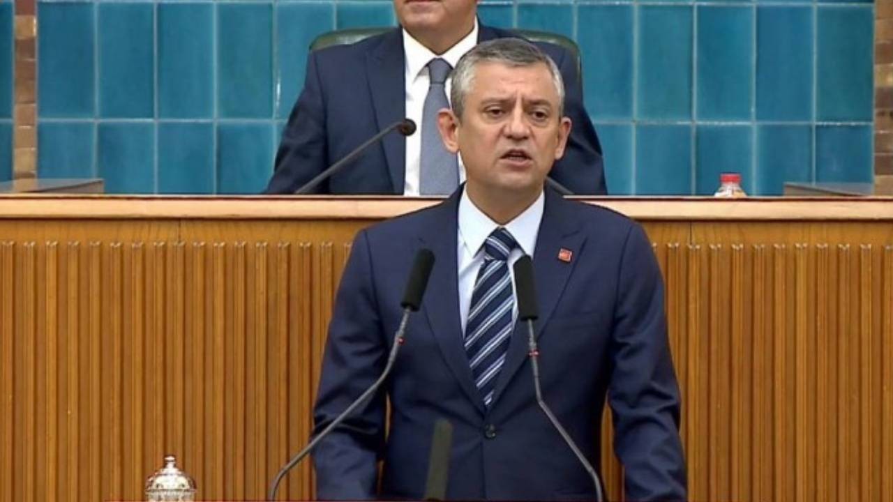 Bahçeli, İBB davasının TRT'de yayınlanmasına yeşil ışık yaktı... Özgür Özel: Bahçeli'nin adımı kıymetli