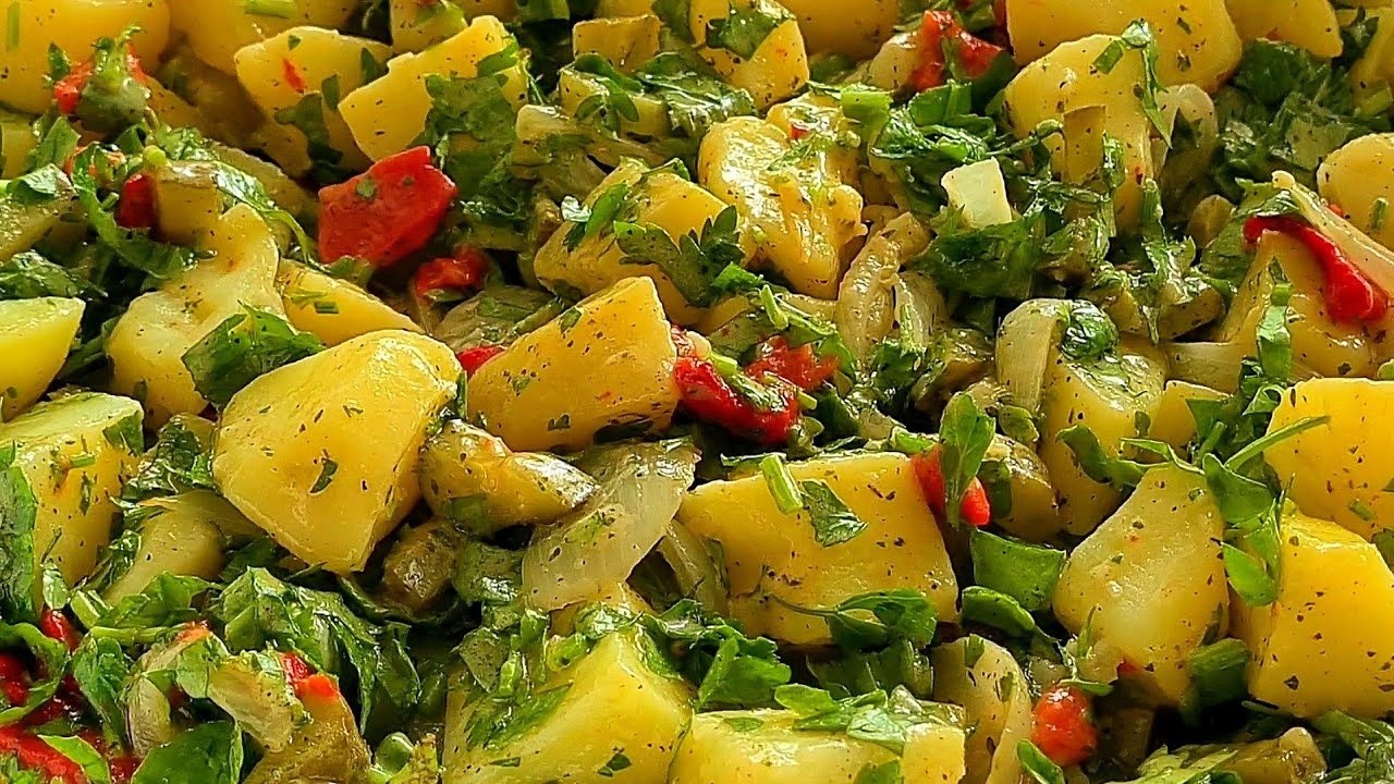 Yunan Usulü Patates Salatası Tarifi: Hafif, Ferah ve Lezzet Dolu