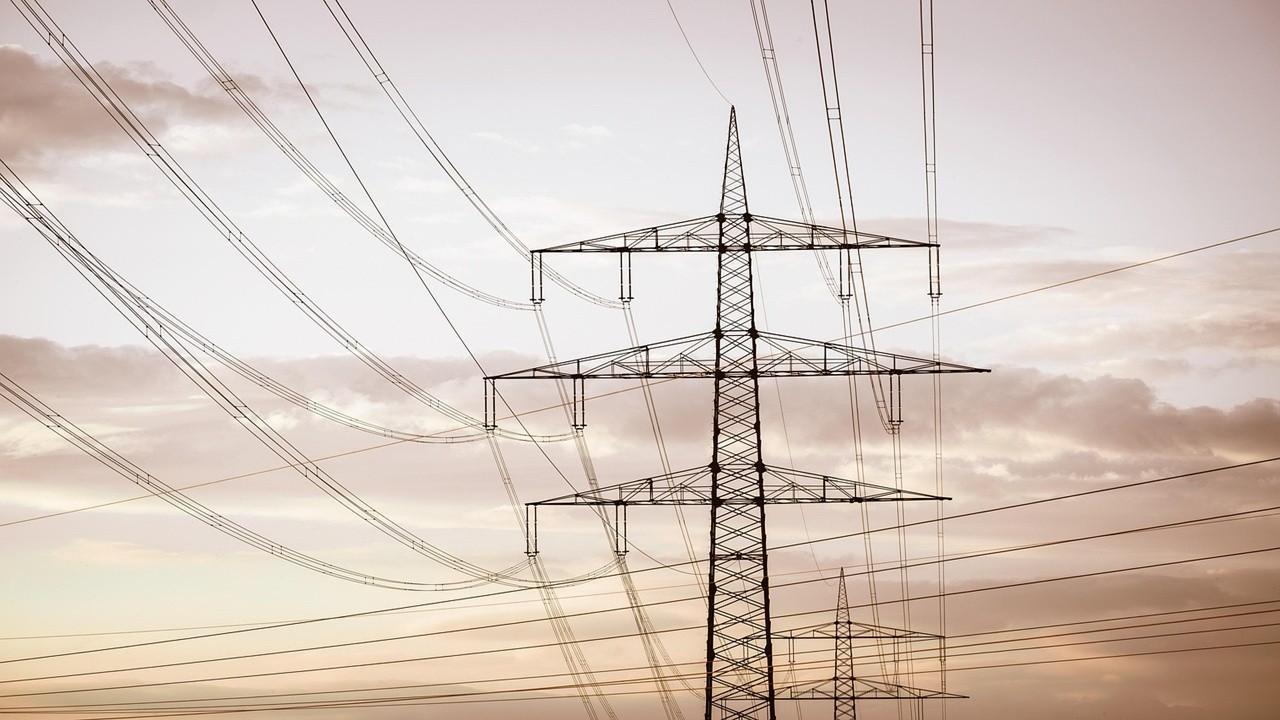 Elektrik Zammında Flaş Gelişme: Faiziyle Geri iade Kararı!