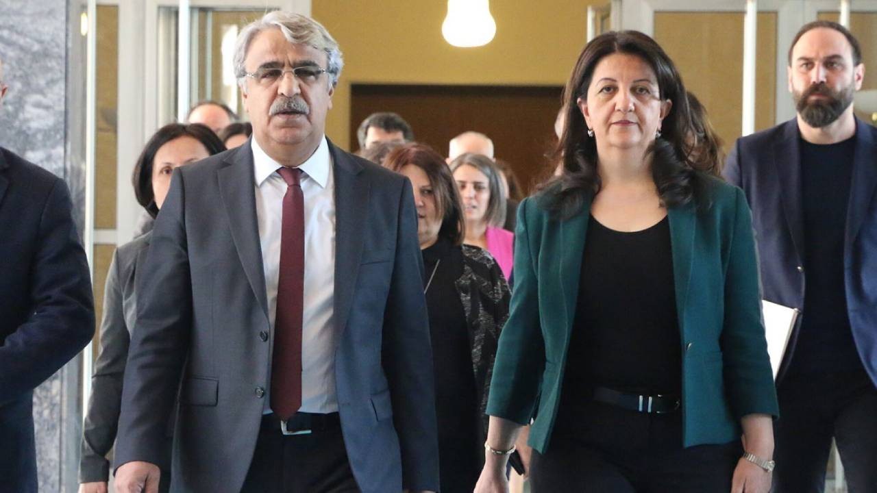 Ertelenen Adalet Bakanı-DEM Parti İmralı Heyeti görüşmesinin tarihi belli oldu