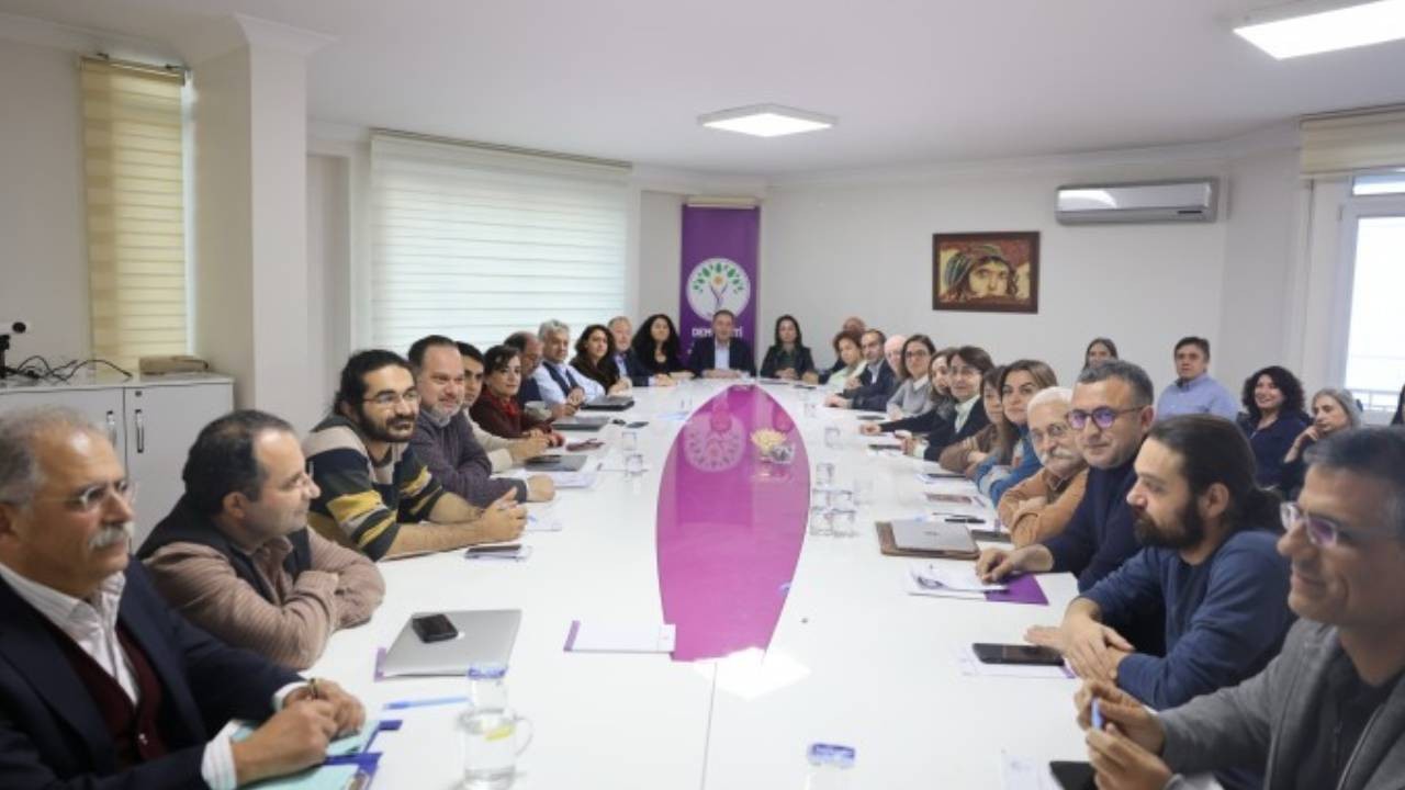 DEM Parti MYK olağanüstü toplandı