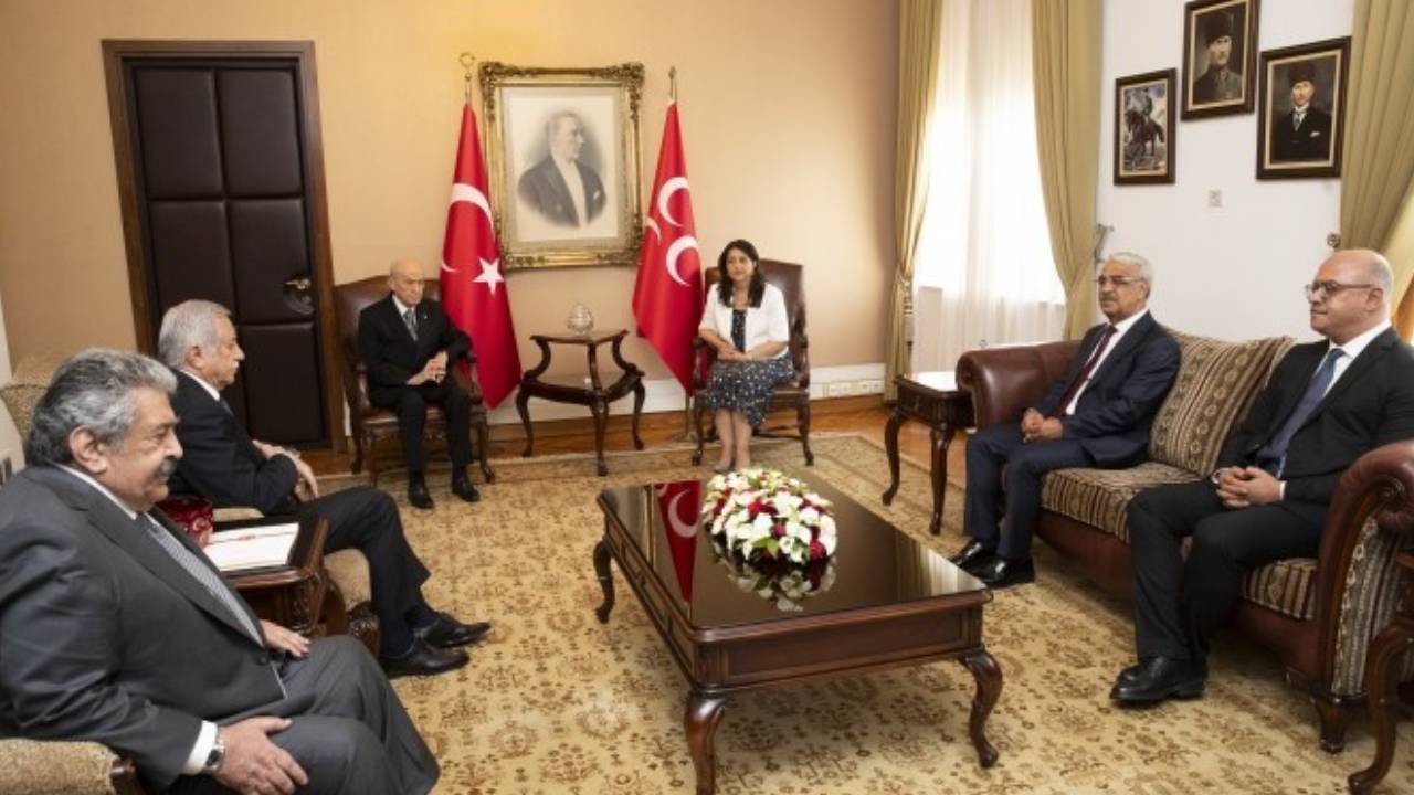 İmralı Heyeti, Meclis'te Bahçeli ile görüştü: Ortak bir tutuma ihtiyaç var