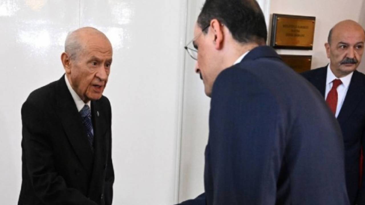 MİT Başkanı İbrahim Kalın Meclis turunda: Bahçeli'nin ardından AKP Grubu ile görüştü
