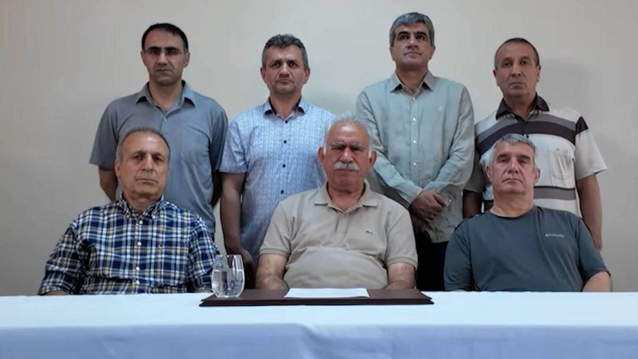 Öcalan ve İmralı'daki tutuklular aile görüşü gerçekleştirdi