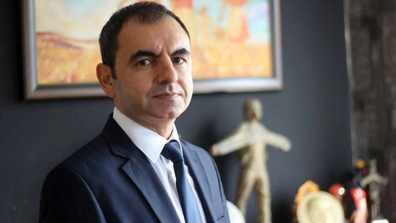 HDK soruşturmasında tutuklanan gazeteci Akdeniz tahliye edilmedi