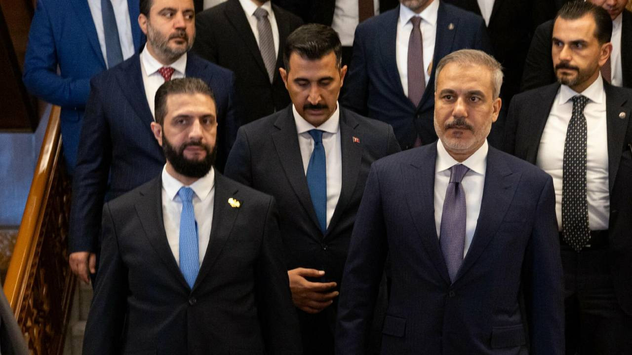 Esad sonrası 3. Şam ziyareti: Colani ile görüşen Fidan'dan 'Kuzeydoğu Suriye'deki kamplara' vurgu