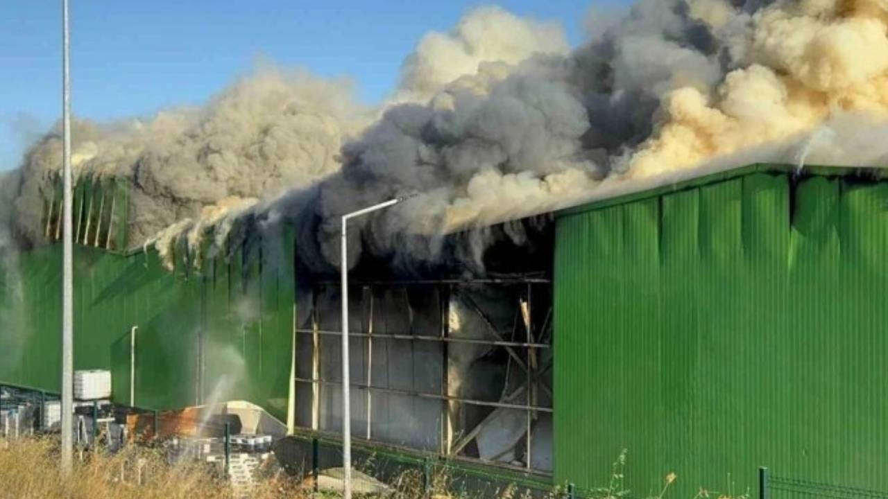 Balıkesir'de fabrika yangınında iki işçi hayatını kaybetti