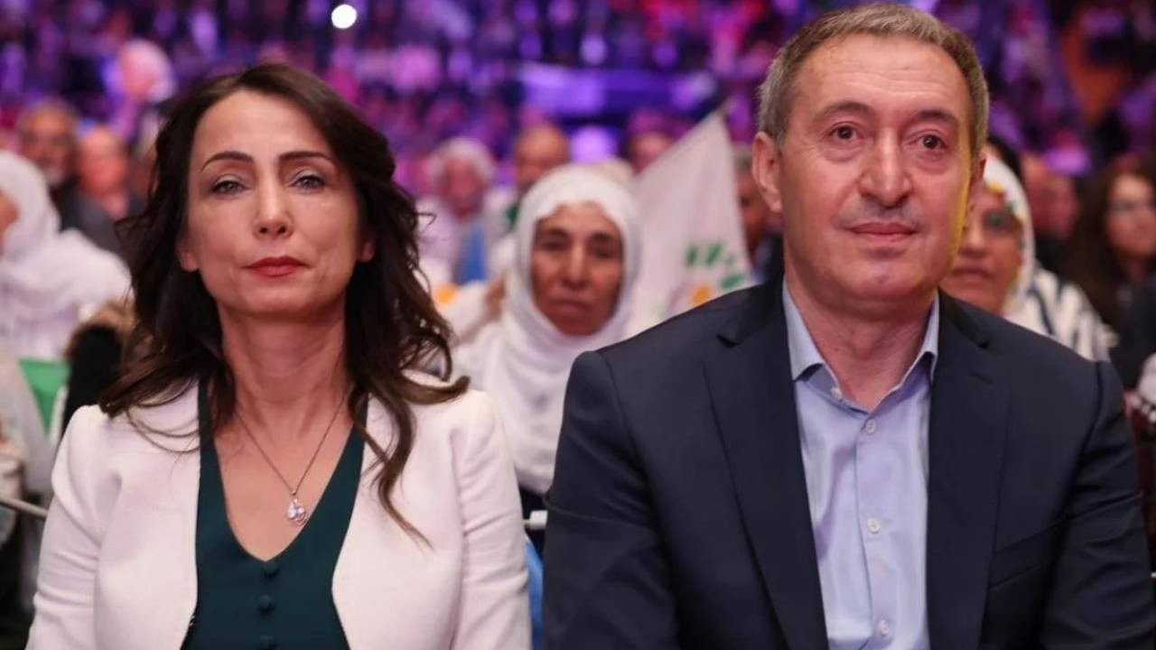 Eş Genel Başkanlardan İBB operasyonlarına tepki: Demokratik irade hiçe sayılıyor
