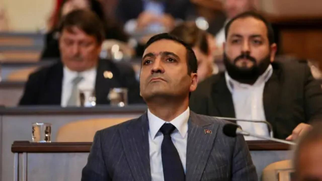 Görevden uzaklaştırılan Güney: Bize dik durmak düşüyor