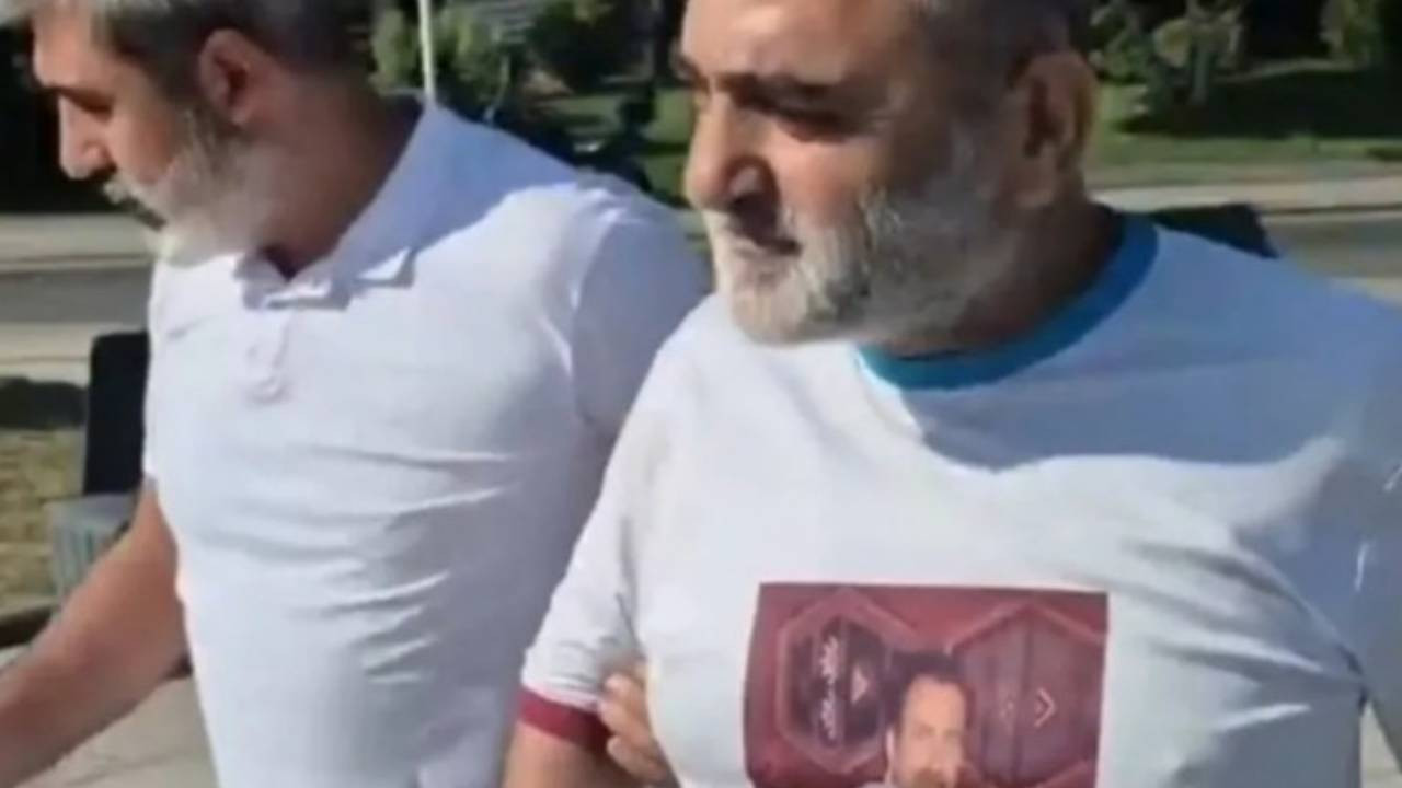 Meclis önünde 'Toros' yakan şahıs tutuklandı
