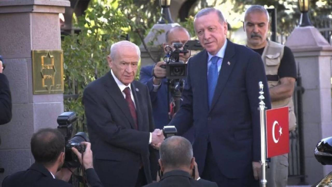 Erdoğan, MHP Genel Başkanı Devlet Bahçeli'yi ziyaret etti