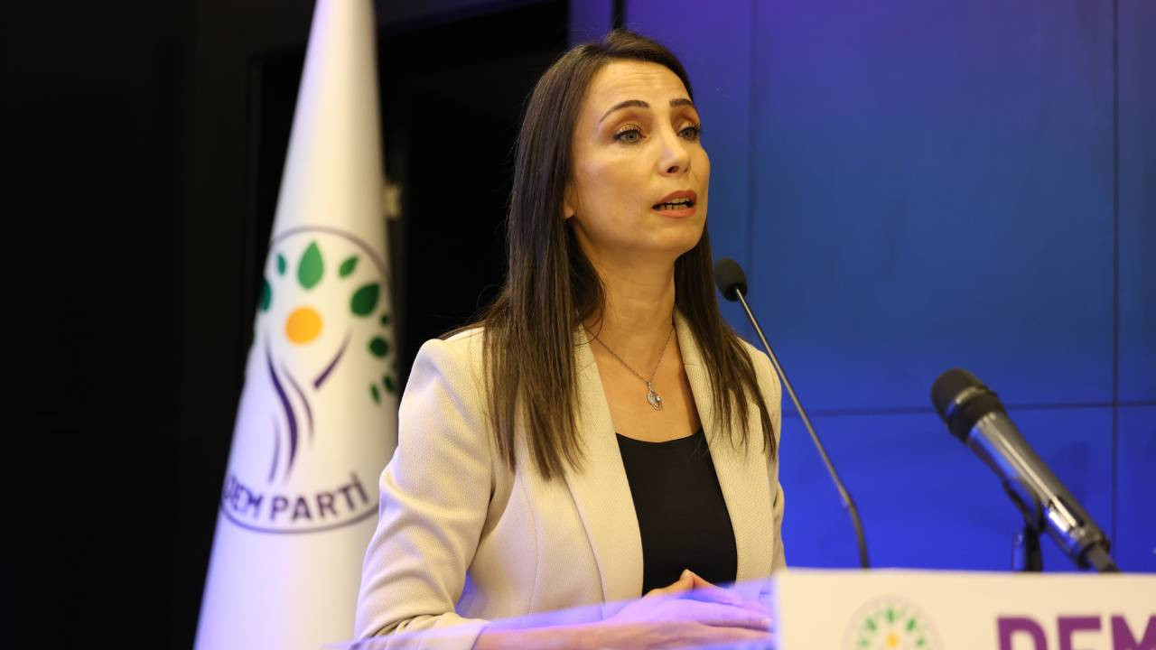 Tülay Hatimoğuları: 'Kürt meselesi kılıçla çözülmez'