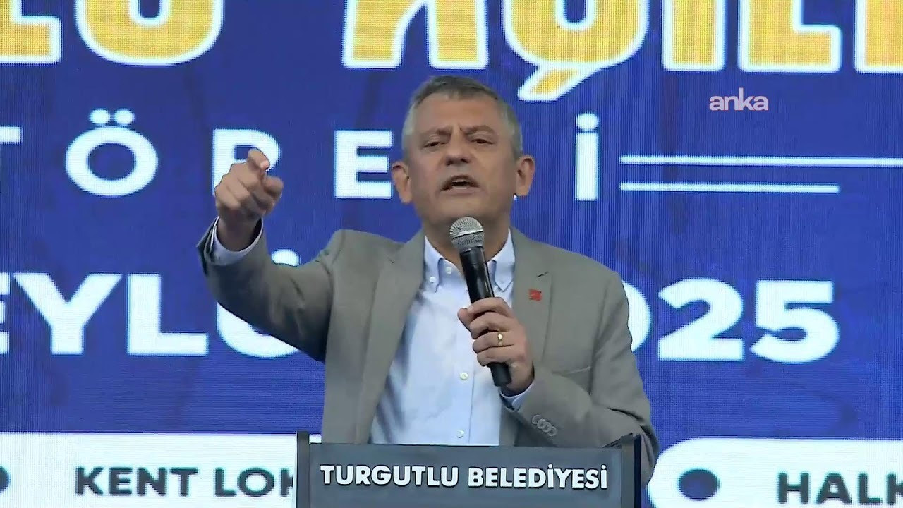 Özgür Özel: Erdoğan, Trump ile canlı yayın için 300 uçak sözü vermiş