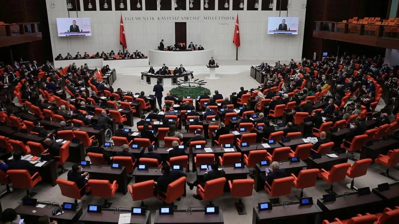 Meclis bugün açılıyor: CHP, TİP, EMEP açılışa katılmayacak