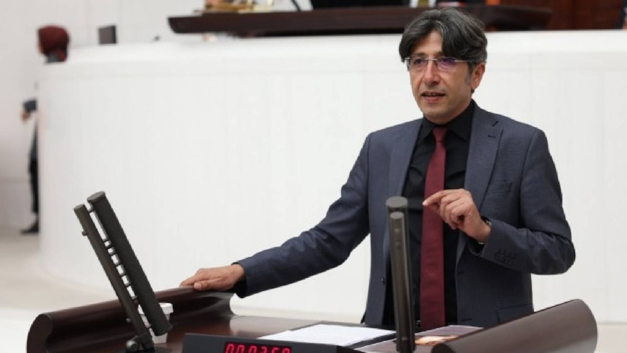 DEM Parti'li Bozan: Anadilde eğitim için adımalar atılmalı