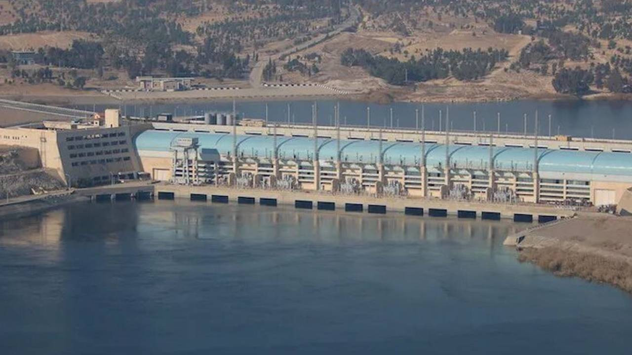 Şam, Tişrin Barajı'na saldırdı... SDG: Saldırı ateşkes ihlali, tüm sonuçlardan Şam sorumlu