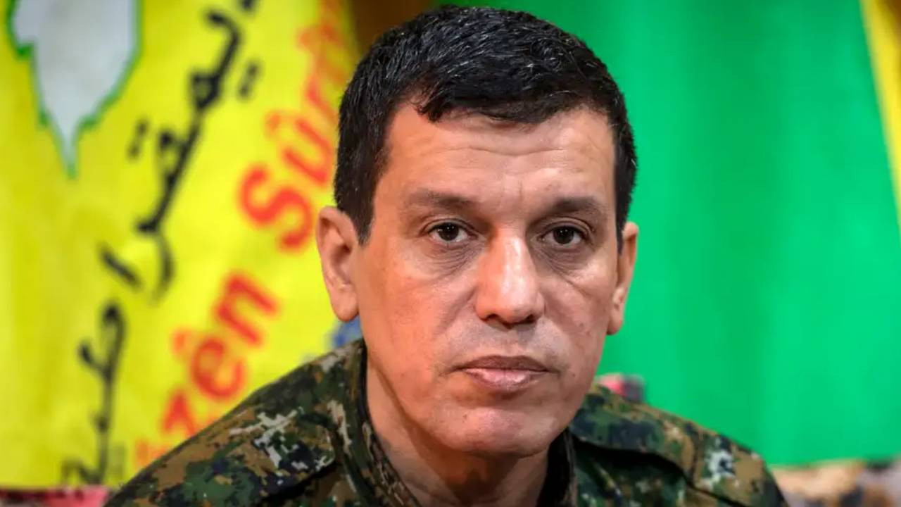 Mazlum Abdi AFP'ye konuştu: 'Adem-i merkeziyetçi sistem konusunda görüşmeler sürüyor'