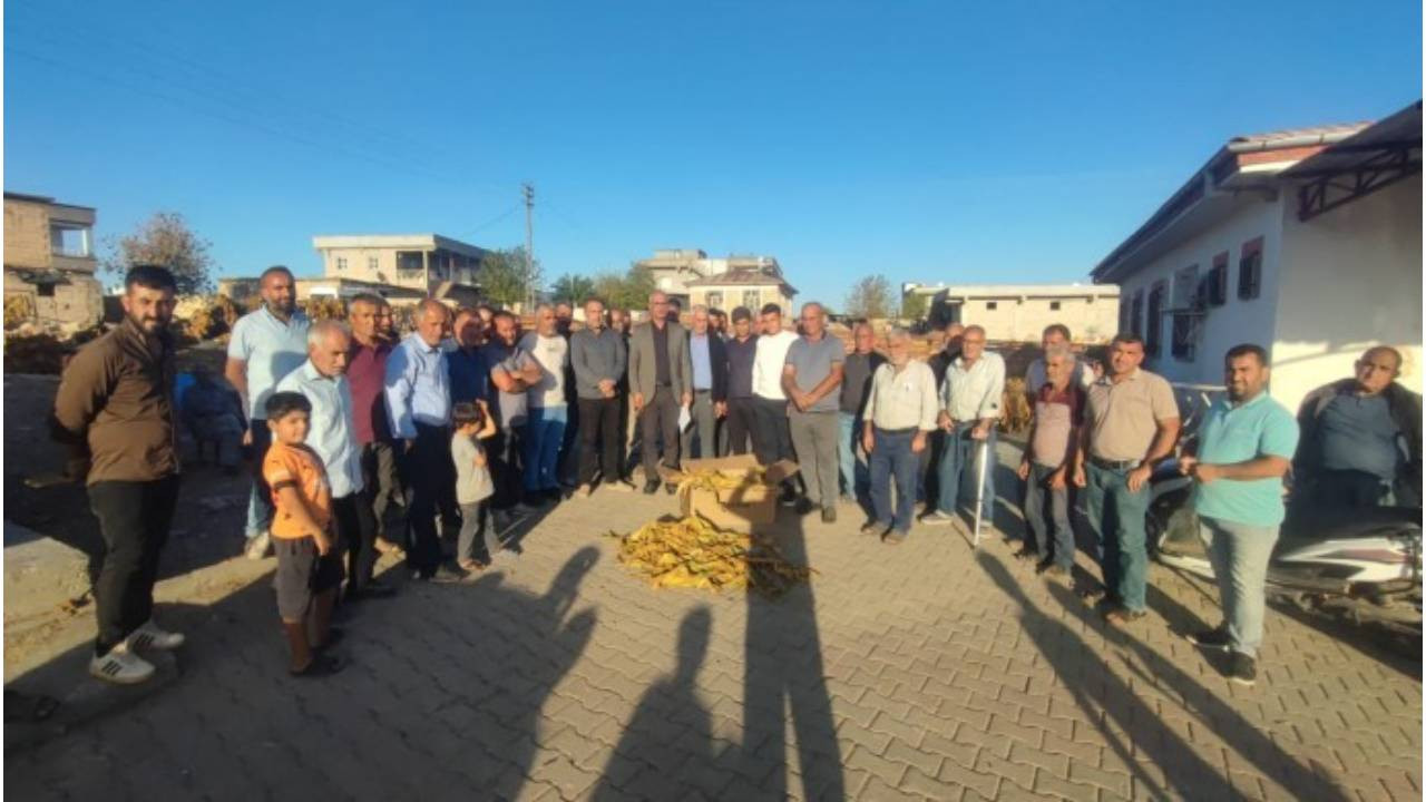 DEM Parti'den tütün üreticilerine dayanışma ziyareti