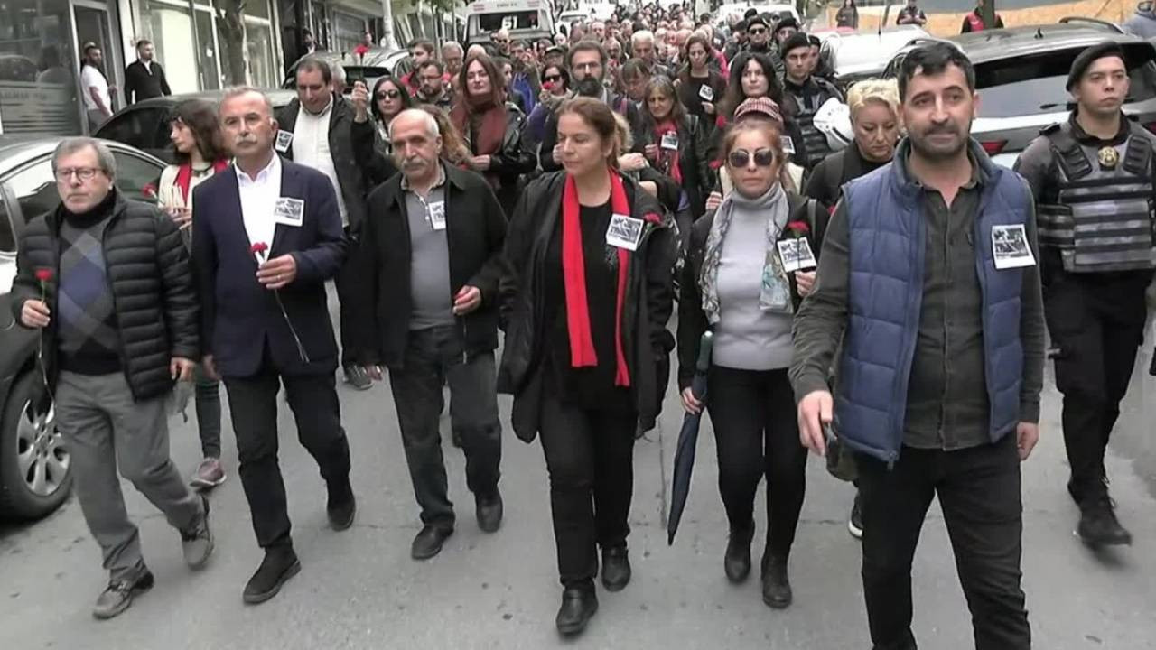 Gazeteciler ve sevenleri Hakan Tosun için yürüdü
