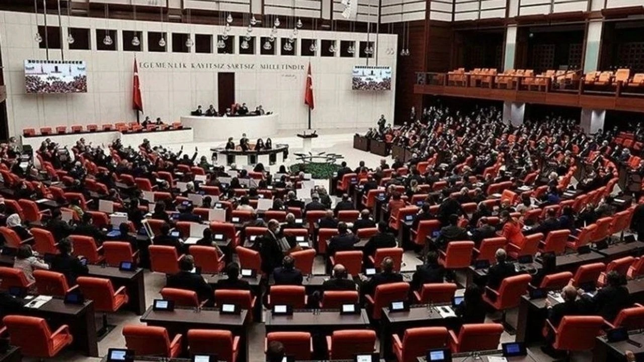 CHP ve EMEP tezkerelere 'hayır' diyecek