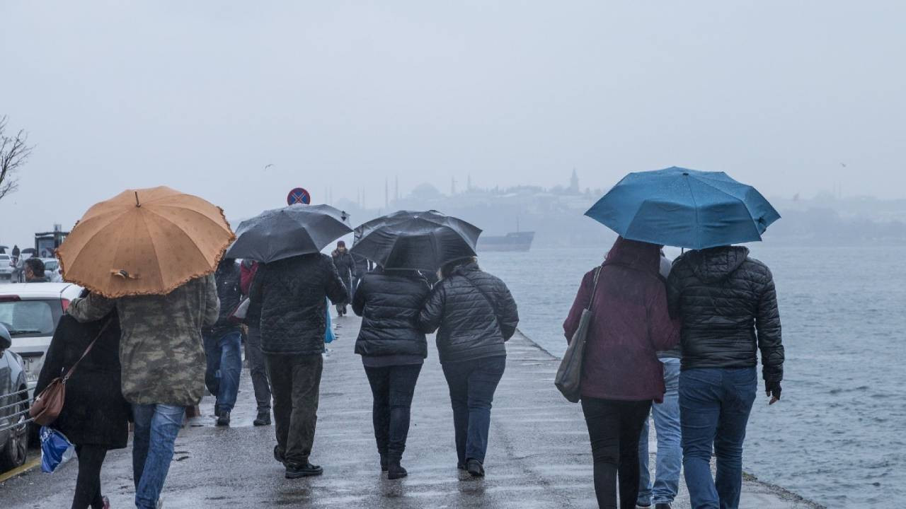 İstanbul'da okullara bu kez sağanak tatili