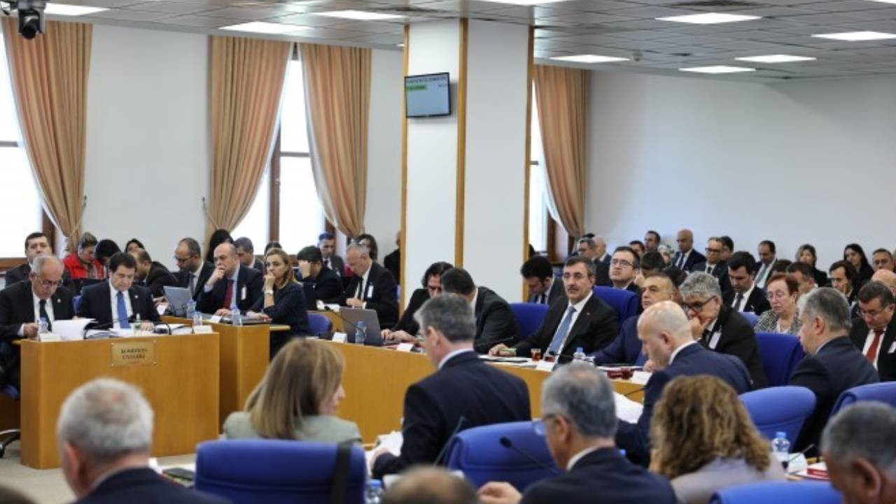 Meral Danış Beştaş: Savunmaya ayrılan bütçe endişe verici boyutlarda