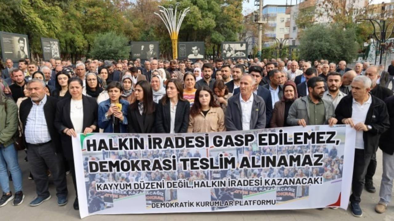 4 Kasım protestosu: Ne kayyımlar ne siyasi darbeler halk kazanacak
