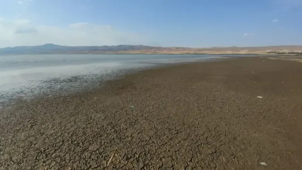 Çölleşme kapıda: 240 gölün 186'sı kurudu