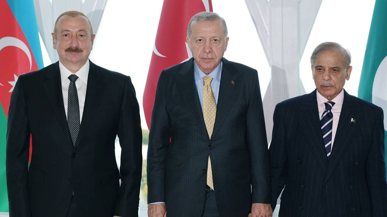 Erdoğan, Pakistan Başbakanı Şerif'i ile görüştü