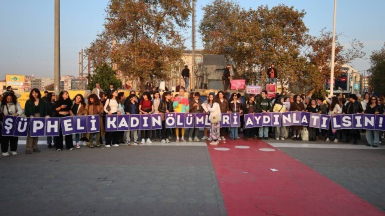 Kadıköy'de 25 Kasım çağrısı: Alanlarda buluşalım