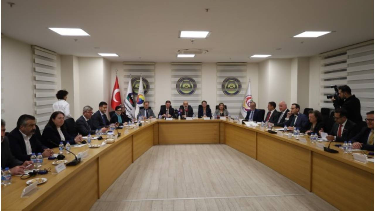 AB delegasyonu Diyarbakır’da